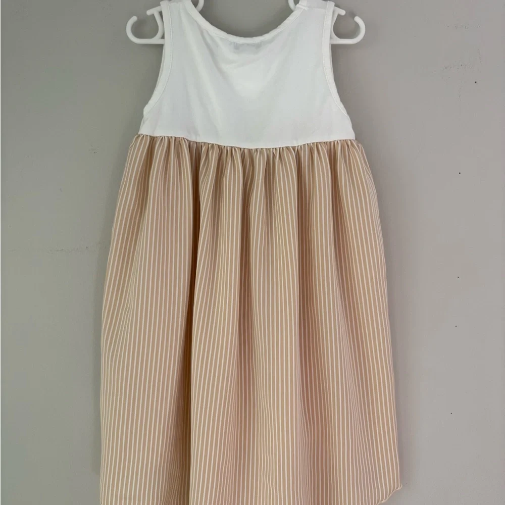 NWOT Bailey’s Blossoms Charming Striped Top with Bow - Picture 2 of 2